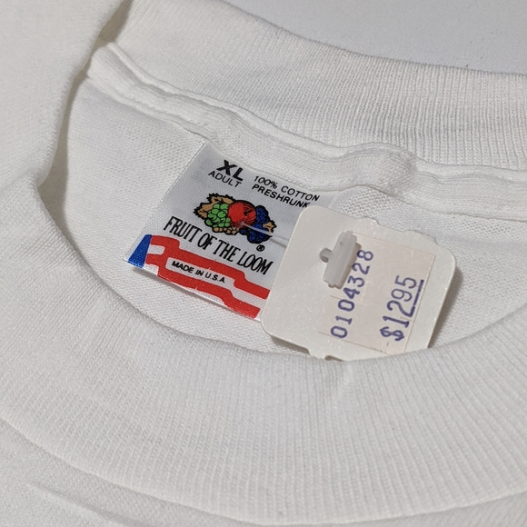 Vintage St. Thomas Virgin Islands T-shirt with Tag - Picture 3 of 5